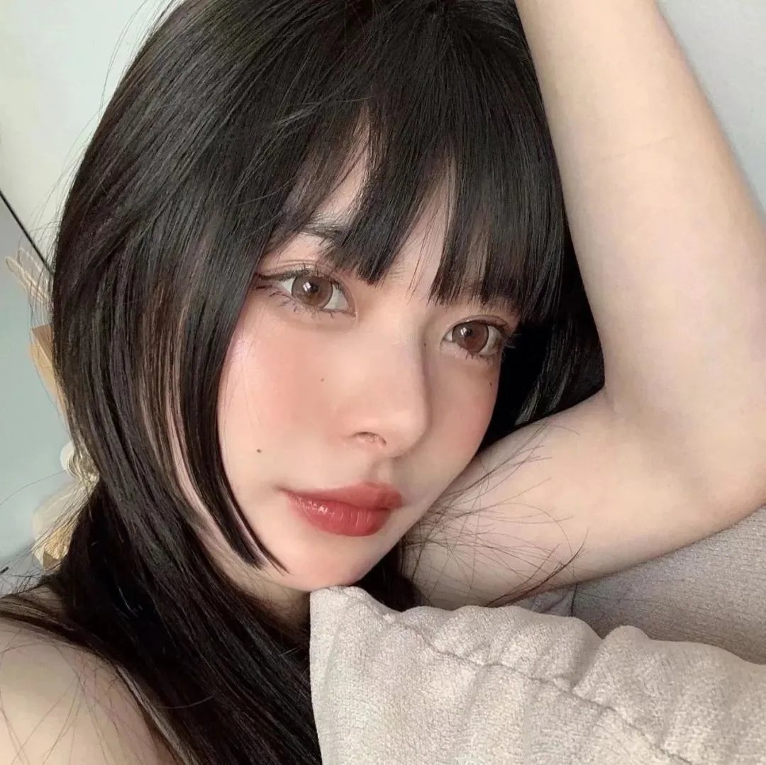 黑夜里的眼睛